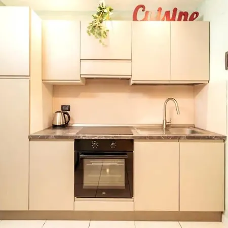 Bilocale In Centro Storico Apartment *